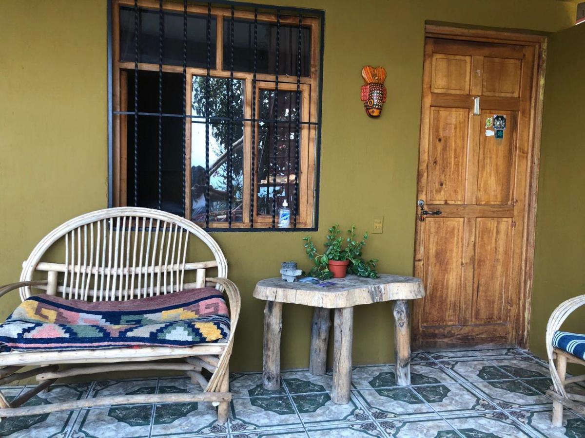 Kawoq Guesthouse San Pedro La Laguna Exterior foto